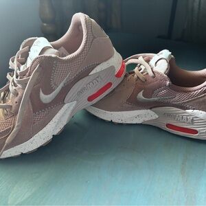 Nike Air Max, dusty pink/mauve colored. Brand new in the box, never worn.